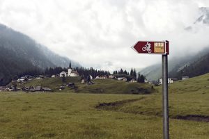Alpkaeserei-Urnerboden_104_Wegweiser